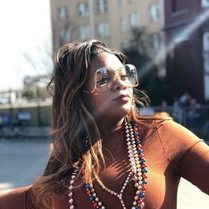 Meet your Posher, Jasmane